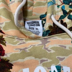 Fits True to Size. Worn once to fit.